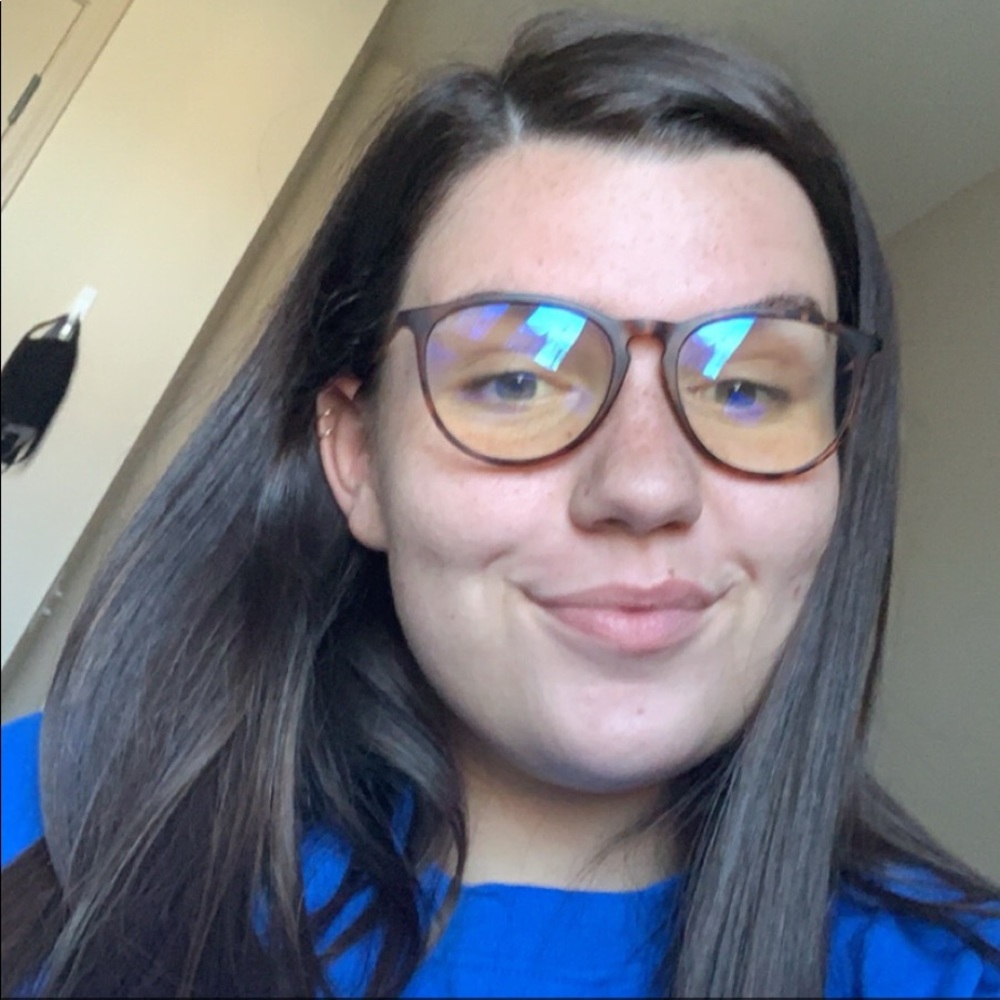 Meet your Posher, Justine